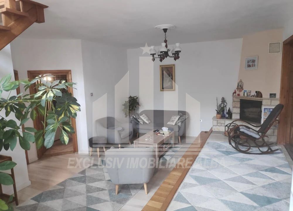 Casa tip duplex de vanzare, Barabant - Poză 4