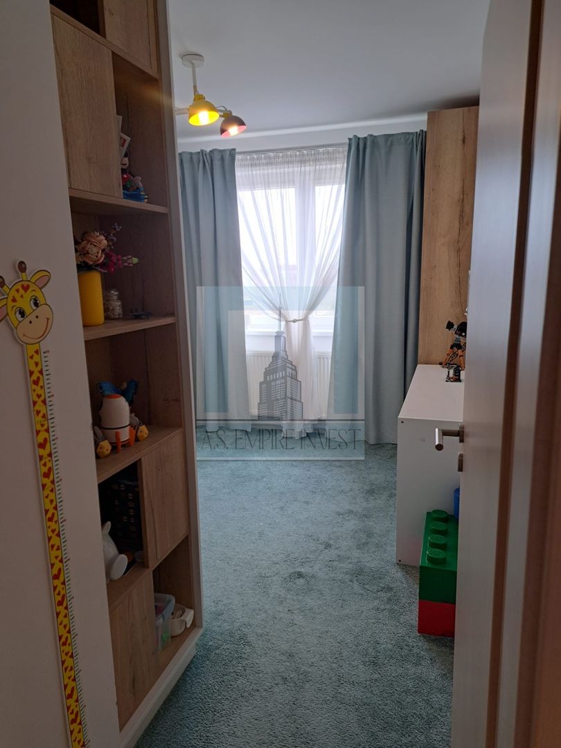 Apartament 3 camere + loc de parcare - zona Tractorul/Nicolae Labis - Poză 9