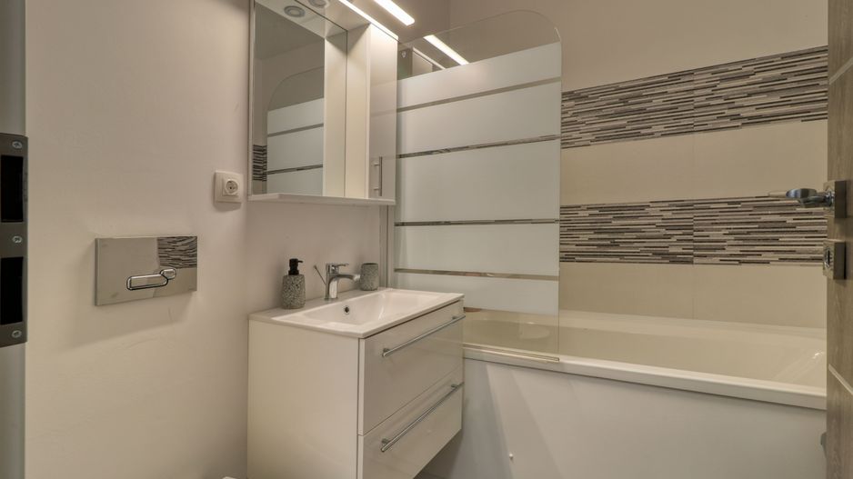 Victoriei- Banu Manta- 3 camere, renovat integral, 0% Comision - Poză 14
