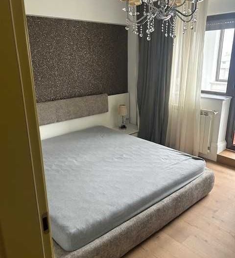 4 camere spațios Bd. Unirii, lângă Casa Poporului, complet utilat - Poză 6