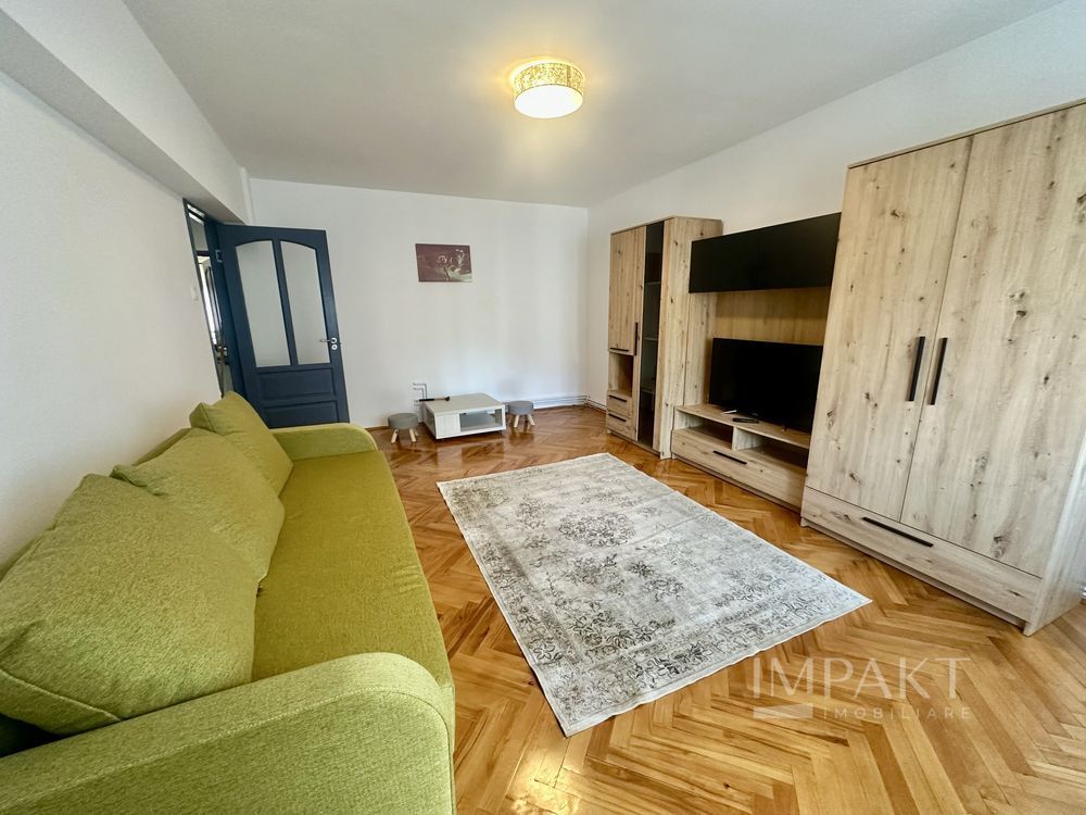 Apartament 3 camere de inchiriat, decomandat, loc parcare! - Poză 1