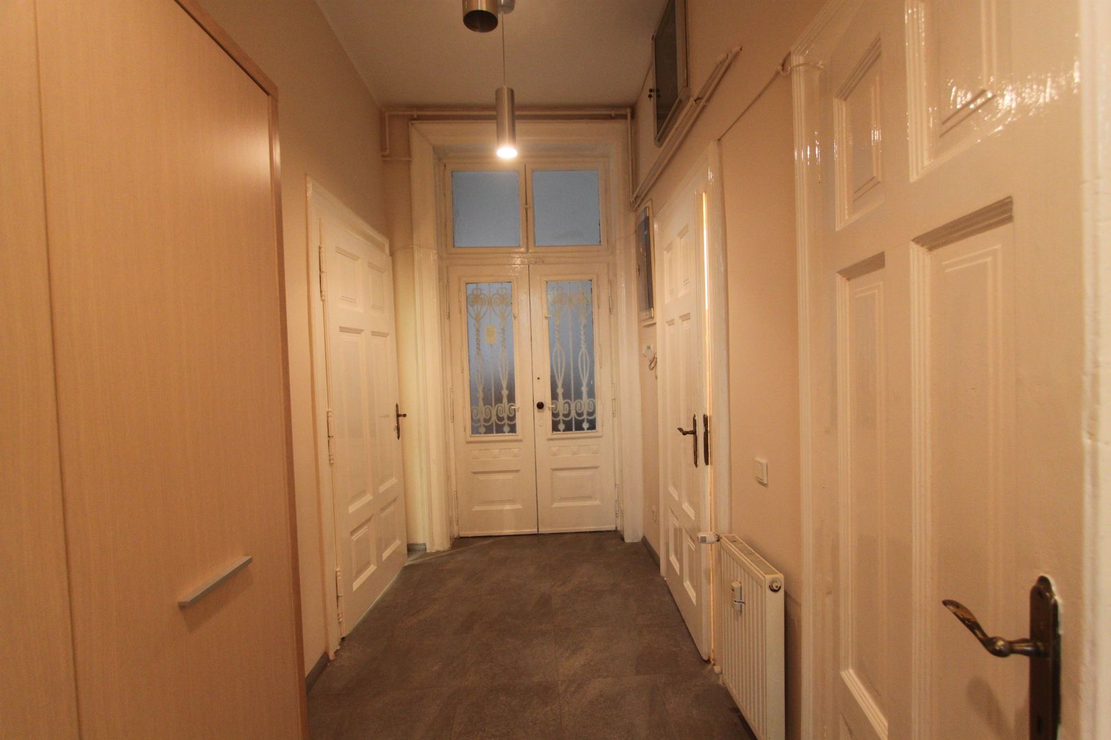 Spațiu de birouri mobilat - 120mp  în zona Unirii. - Poză 3