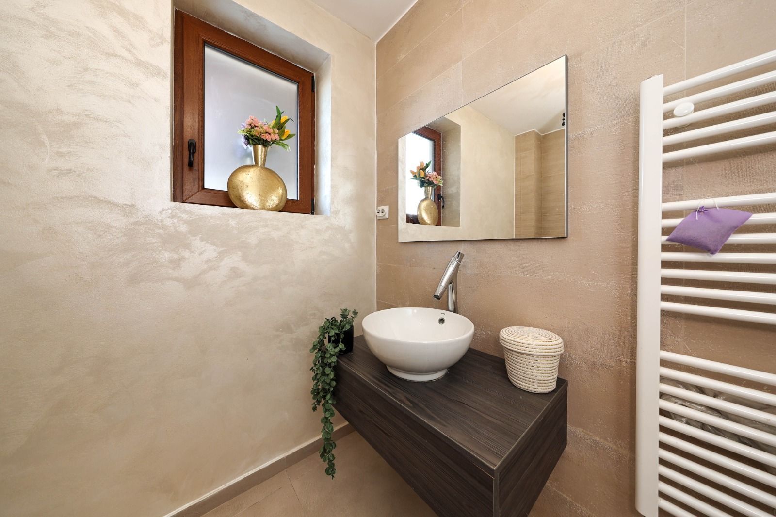 Casă Individuală Modernă de Vânzare | Sânpetru, Brașov - Poză 13