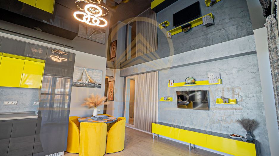 Apartament premium de vanzare în Mamaia – vedere la mare și lac - Poză 4