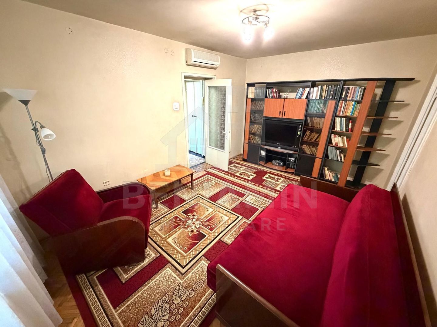 2Camere-52mp-Etaj3-Centrala-Mobilat-AC-Scoala 12-Calea Severinului - Poză 1