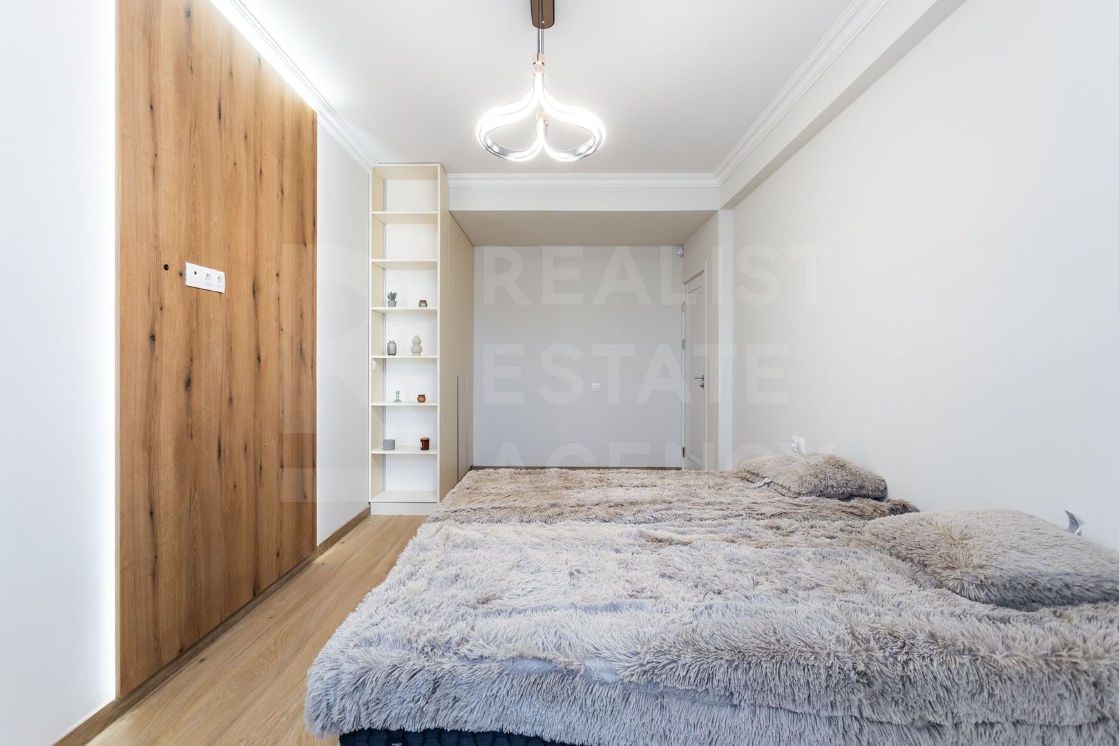 Chirie, apartament, 3 camere, stada Ion Nistor, Centru - Poză 2