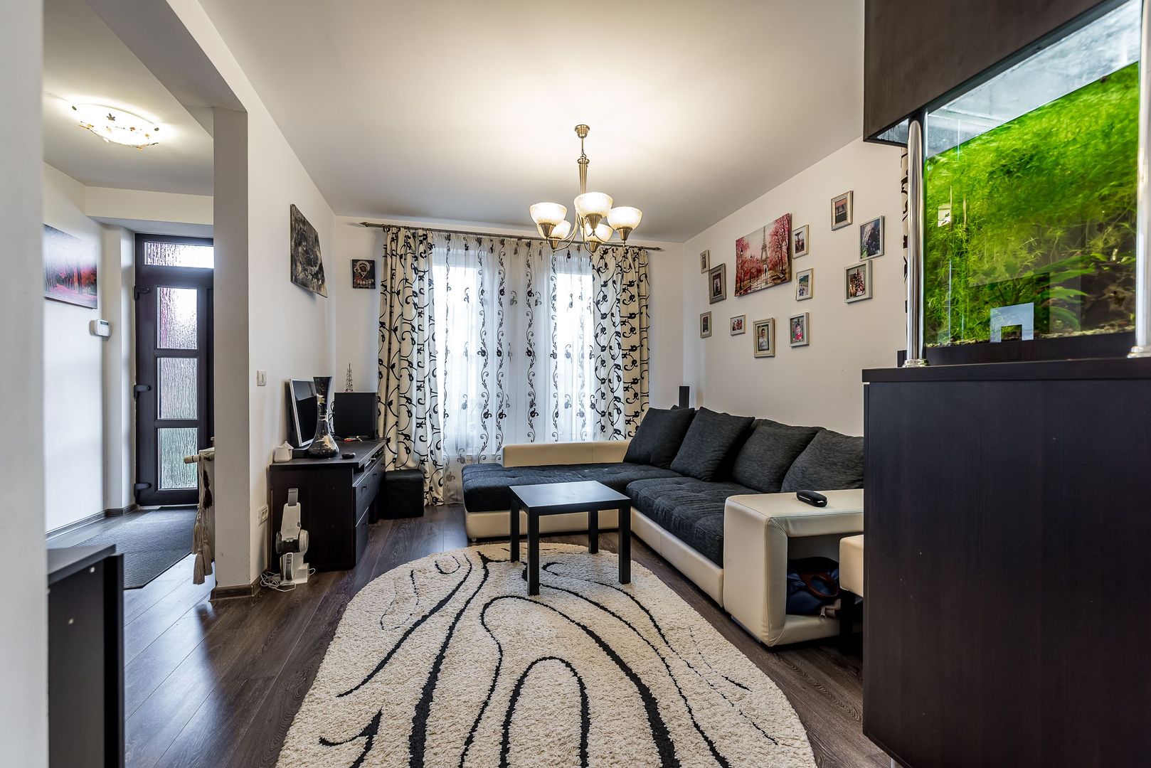Casă gata de mutat în Westfield | 387 mp teren | curte + anexe - Poză 2