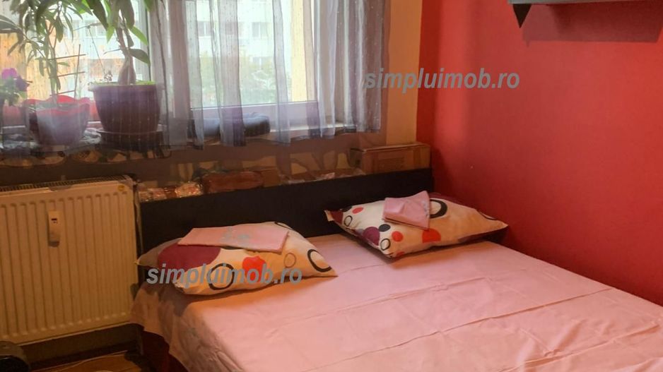 Dristor Apartament 3 Camere Spatios cu Balcon - Poză 2