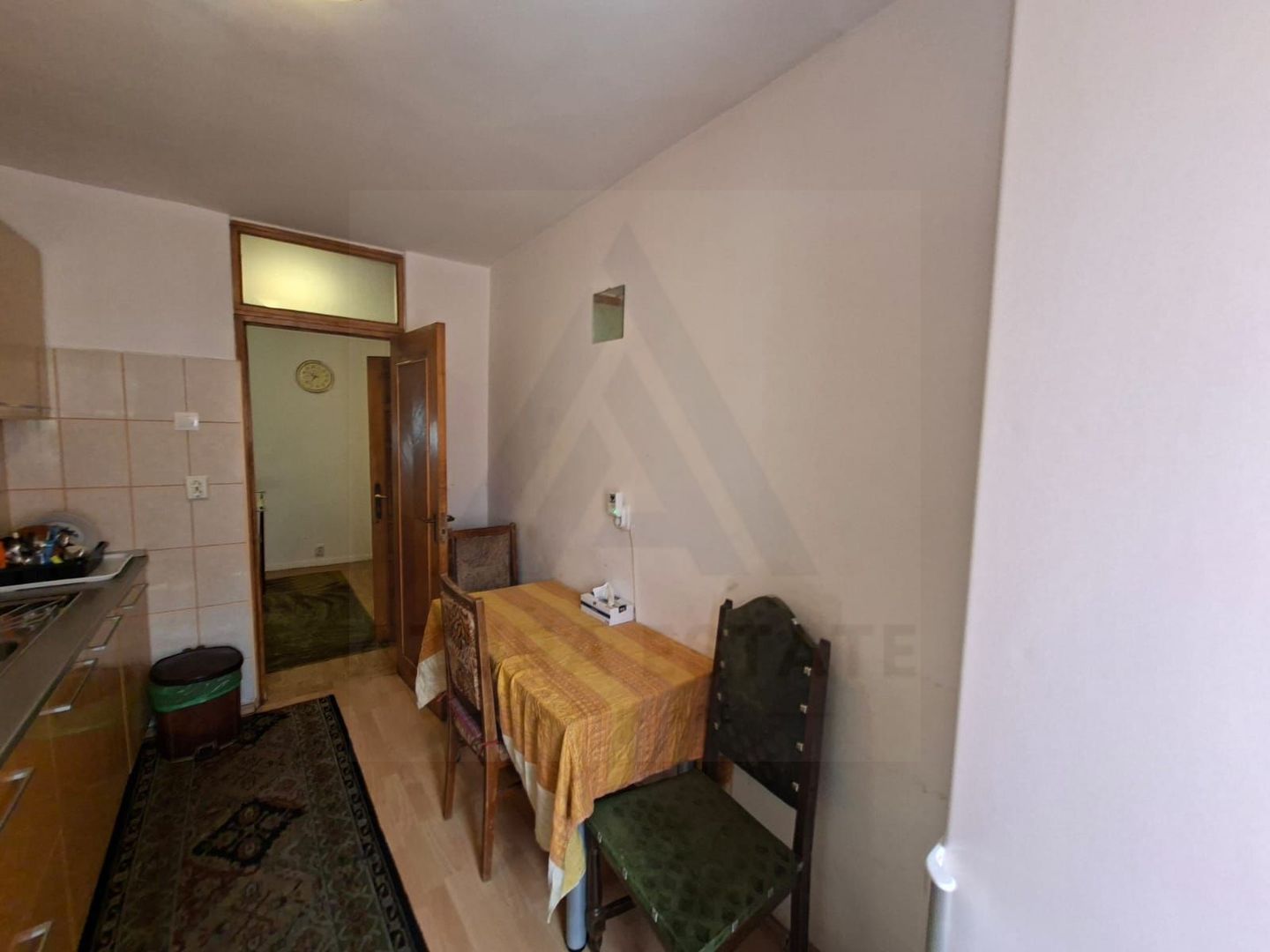 Apartament 3 camere 70 mp Parcul Sub Arini - Poză 4