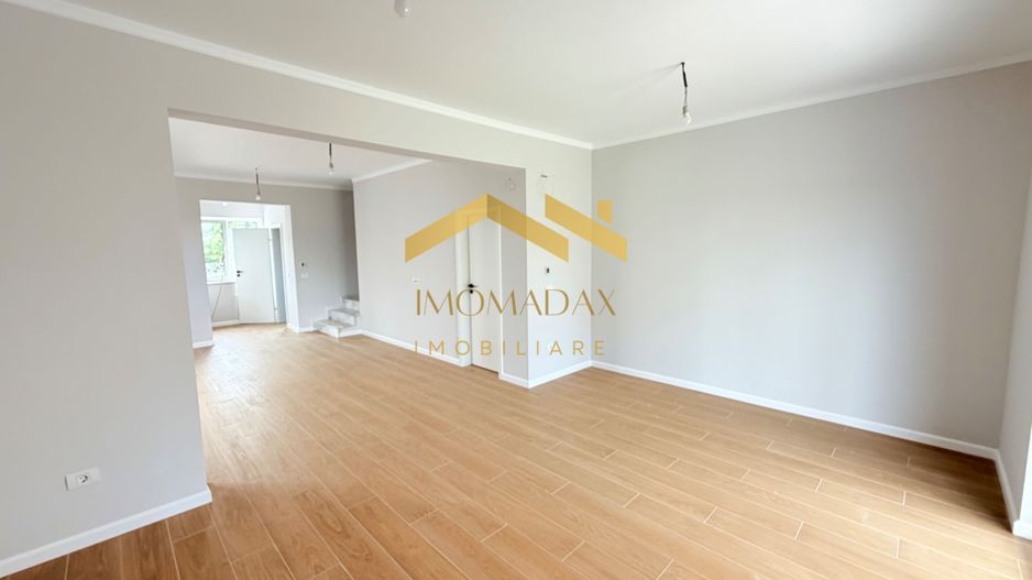 Bucovăț-Duplex 4 Camere-La Cheie - Poză 9