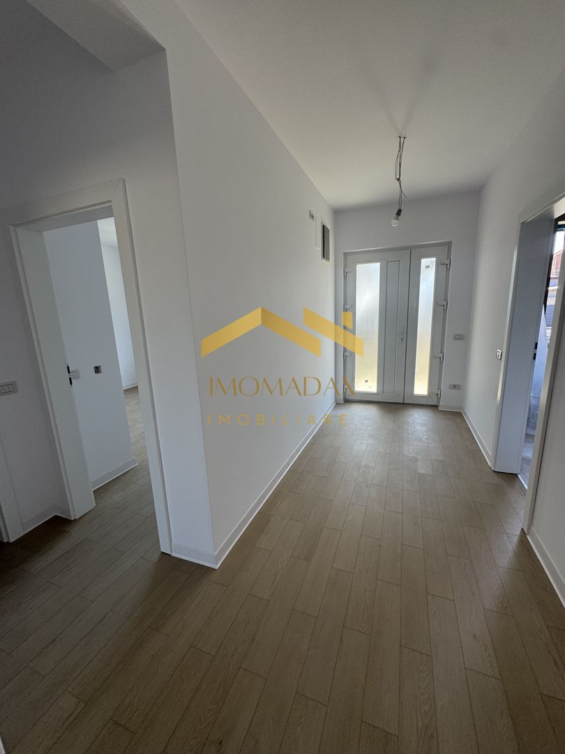 -Casa individuală -4 camere -2 băi - - Poză 17