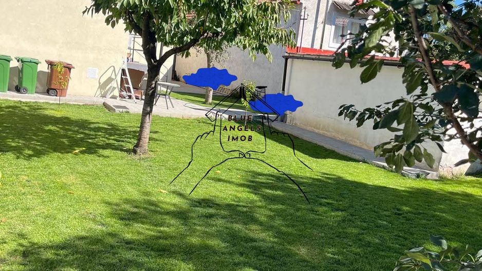 Casa recent renovata in zona centrala - cu loc de parcare si garaj - Poză 2