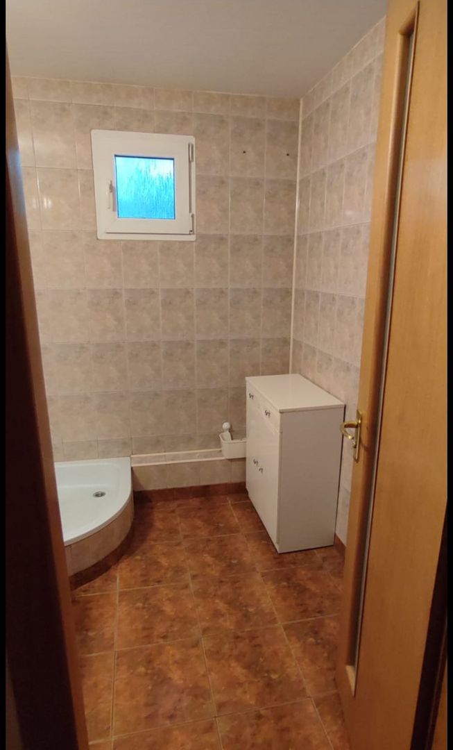 Inchiriere apartament 3 camere Rahova - Modoran Ene - Poză 11