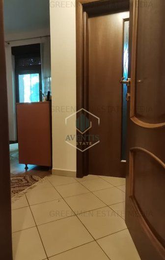 Inchiriere apartament 3 camere in vila, semidecomandat - Poză 22
