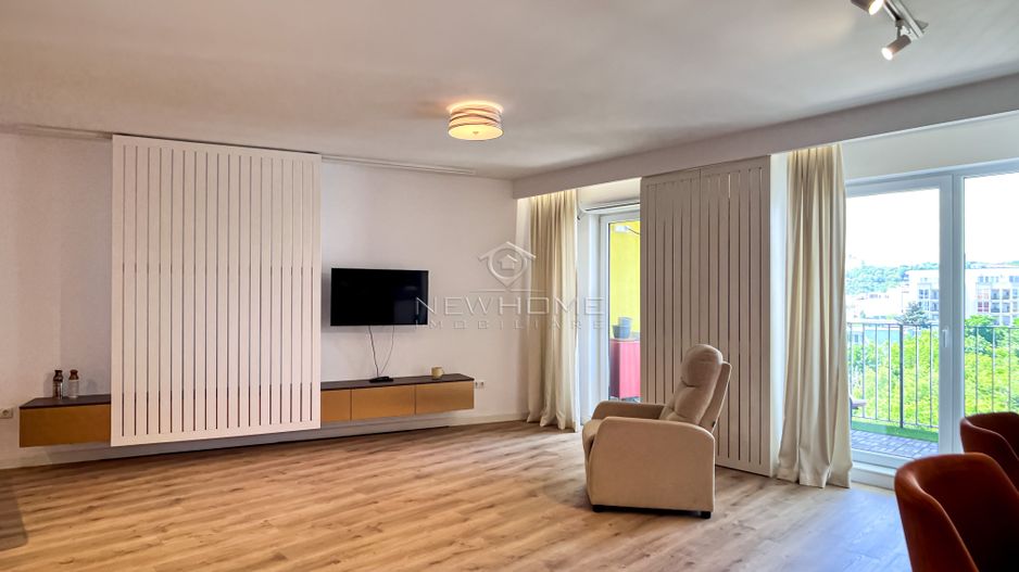 Apartament 2 camere, Parcare,  zona Centrala - Poză 1