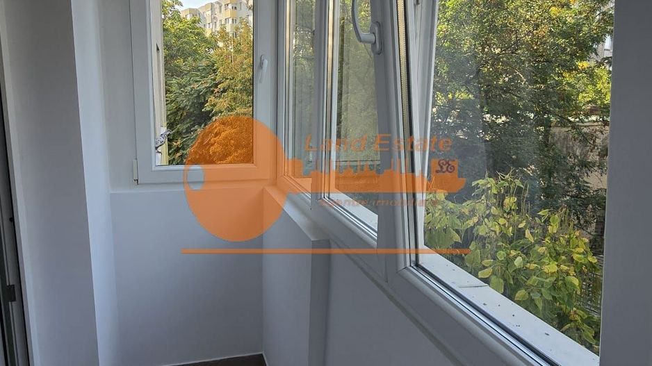 Apartament cu 4 camere in zona Lacul Tei - Bloc Reabilitat - Poză 12