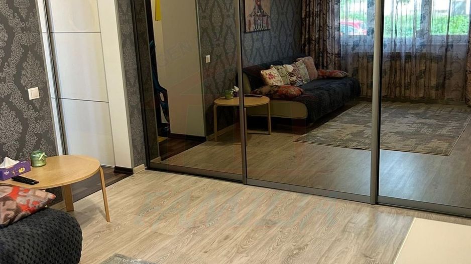 📍De închiriat 2 camere, Central, 450 Euro/luna - Poză 5
