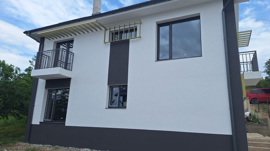 Casa individuala semifinisata in Sanicoara - Poză 2