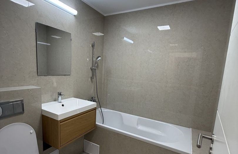 Apartament 2 camere in zona Tei cu centrala proprie - Poză 3