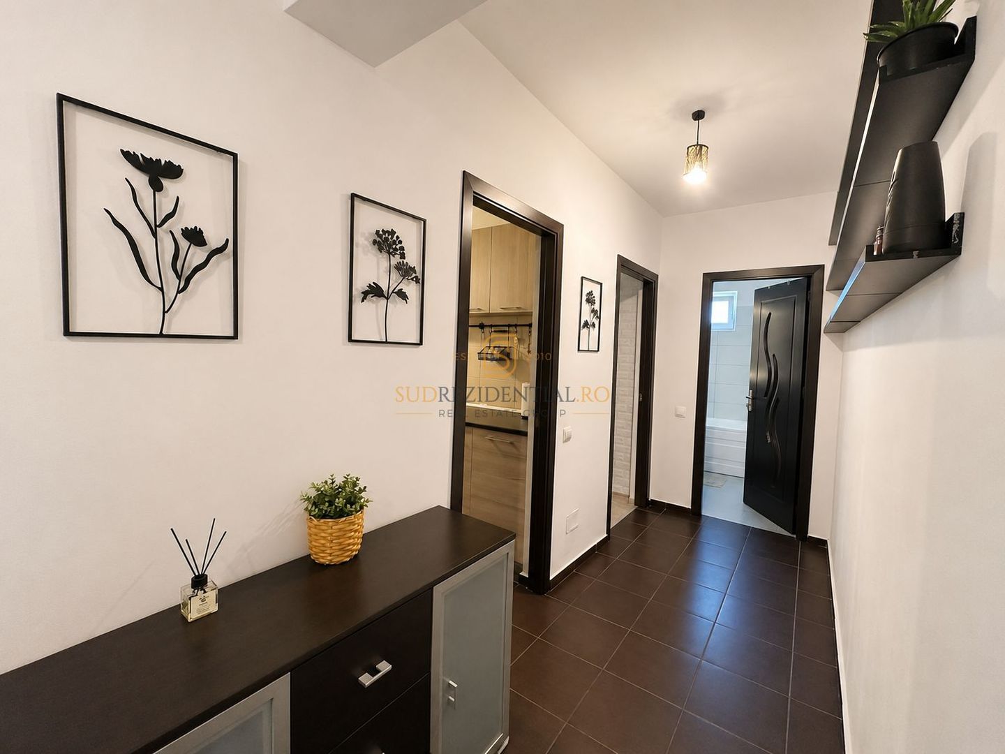 Apartament 2 camere,Pet Friendly, parcare inclusă- Str. Solstitiulului - Poză 4