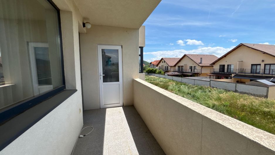 Apartament 3 camere cu BOXA, ETAJ 1 in Selimbar - Poză 7