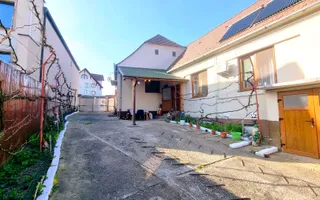CASĂ DE VÂNZARE SIBIU TURNIȘOR, CURTE MARE, GARAJ, ACCES AUTO - Poză 17