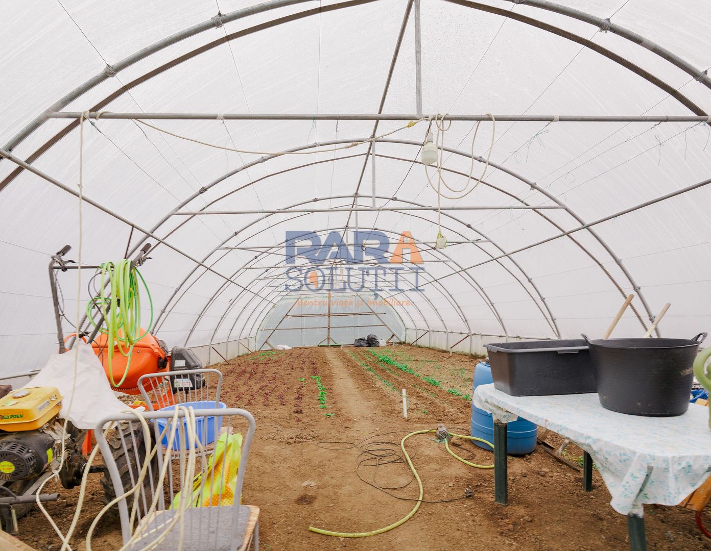 Casă cu 3 dormitoare și 2600 mp teren - Poză 21