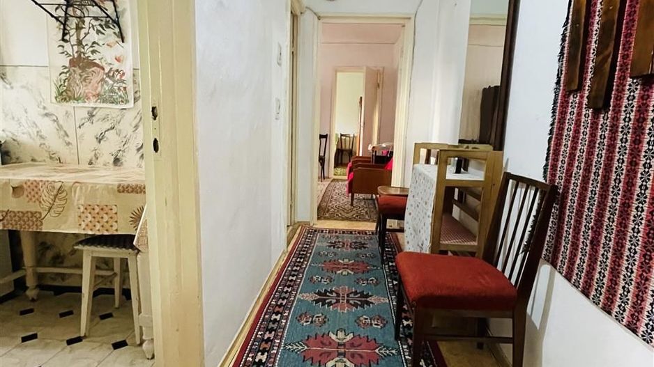 Apartament cu 2 camere semidecomandat Rogerius - Poză 1