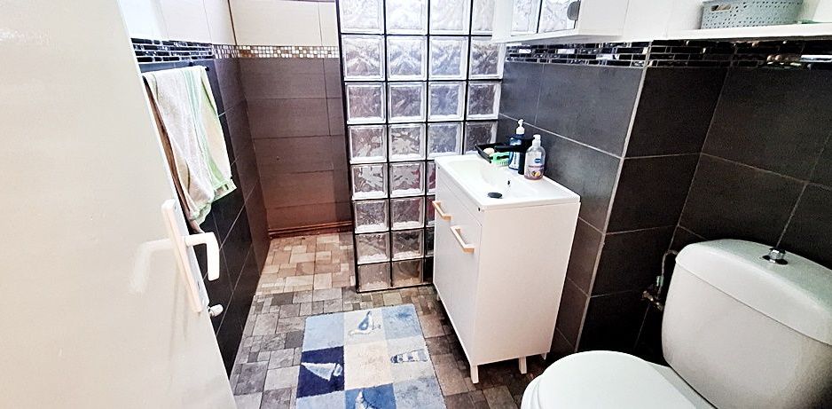 Zona Astra-Micsunica, apartament 2 camere, 49mp utili, 79900 euro - Poză 11