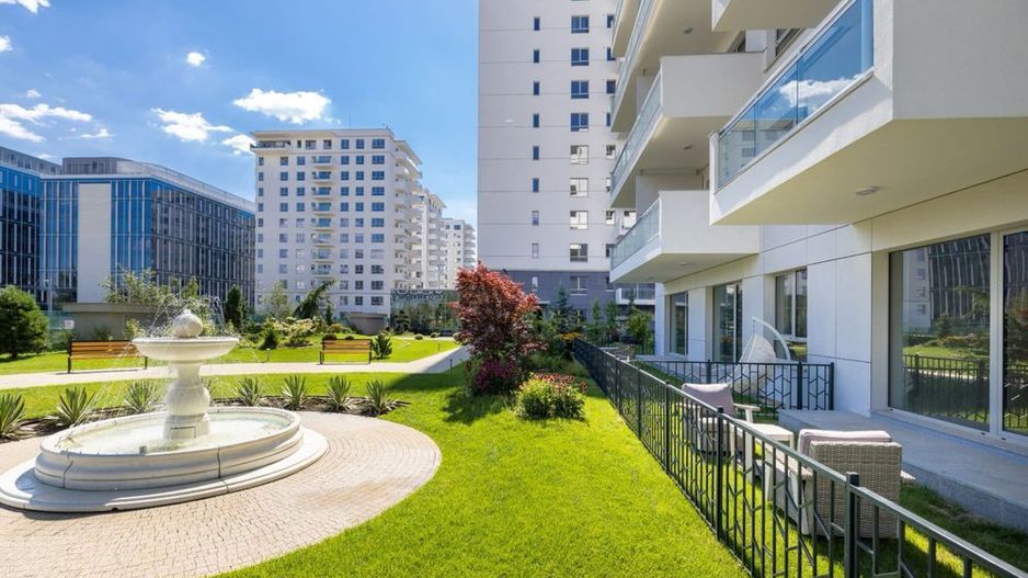 De Inchiriat 2 Camere Gradina 1 Mai / Bd Expozitiei Complex Luxuria - Poză 8