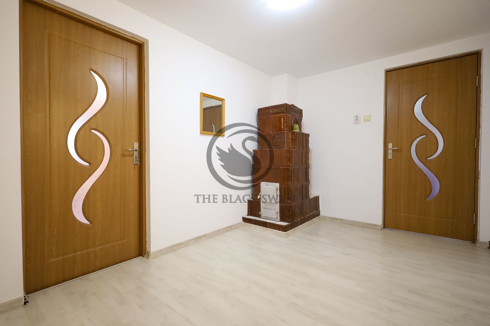 Casa cu 5 camere de vanzare | Berceni, Prahova | Comision 0% - Poză 7