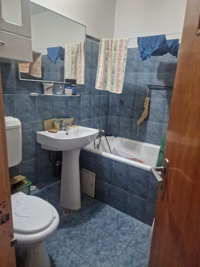 Vanzare apartament 2 camere - Sos. Stefan cel Mare Lizeanu - Poză 3