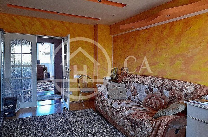 Apartament cu 4 camere de vanzare in Velenta, Oradea - Poză 5