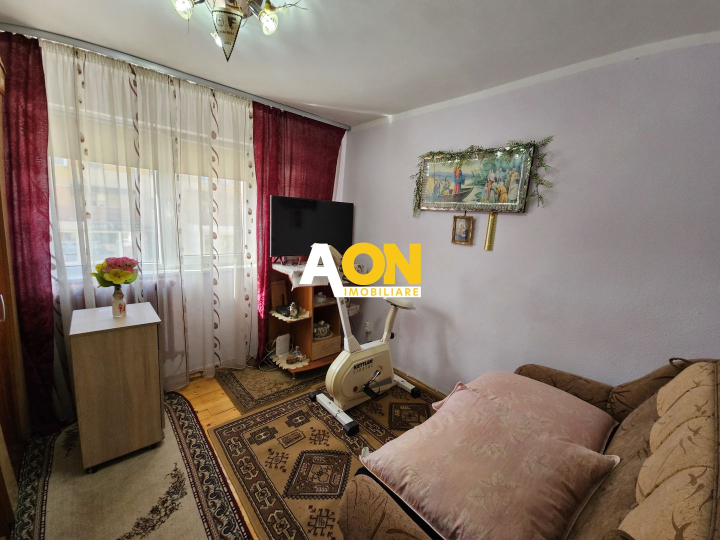 Apartament 3 camere, etaj 1, zona Piata Cetate - Poză 9