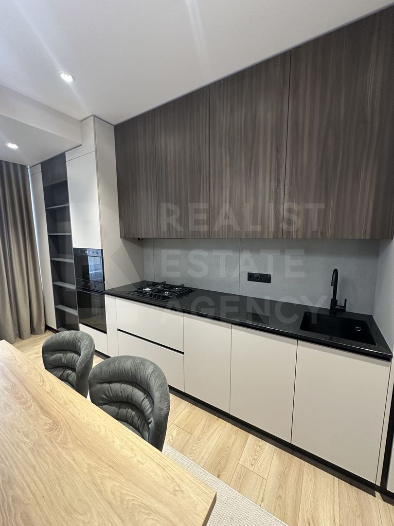 Chirie apartament, 4 camere, str. Mitropolit Varlaam, Centru - Poză 2