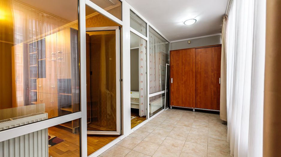 Vandut Ocazie Apartament elegant și spațios în zona UTA - Poză 7