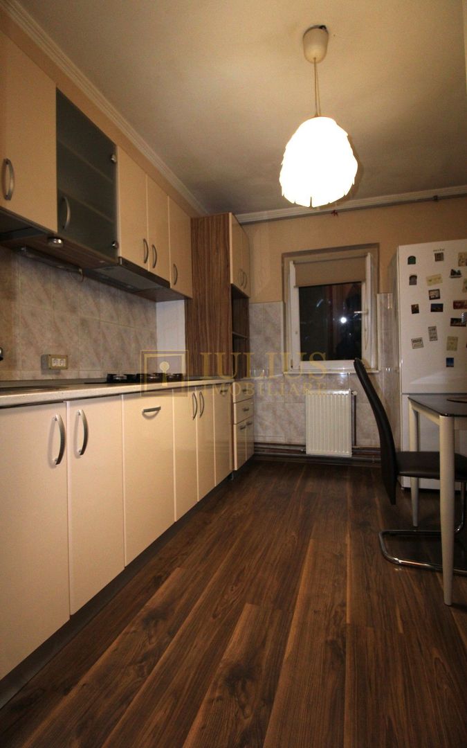 Complex, 3 camere, centrala proprie, aer condiționat. - Poză 13