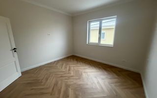 Disponibila imediat. Zona centrala. Toate utilitatile si asfalt - Poză 9