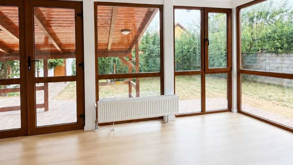 CASA INDIVIDUALĂ, VENIT PASIV , TEREN GENEROS - Poză 1