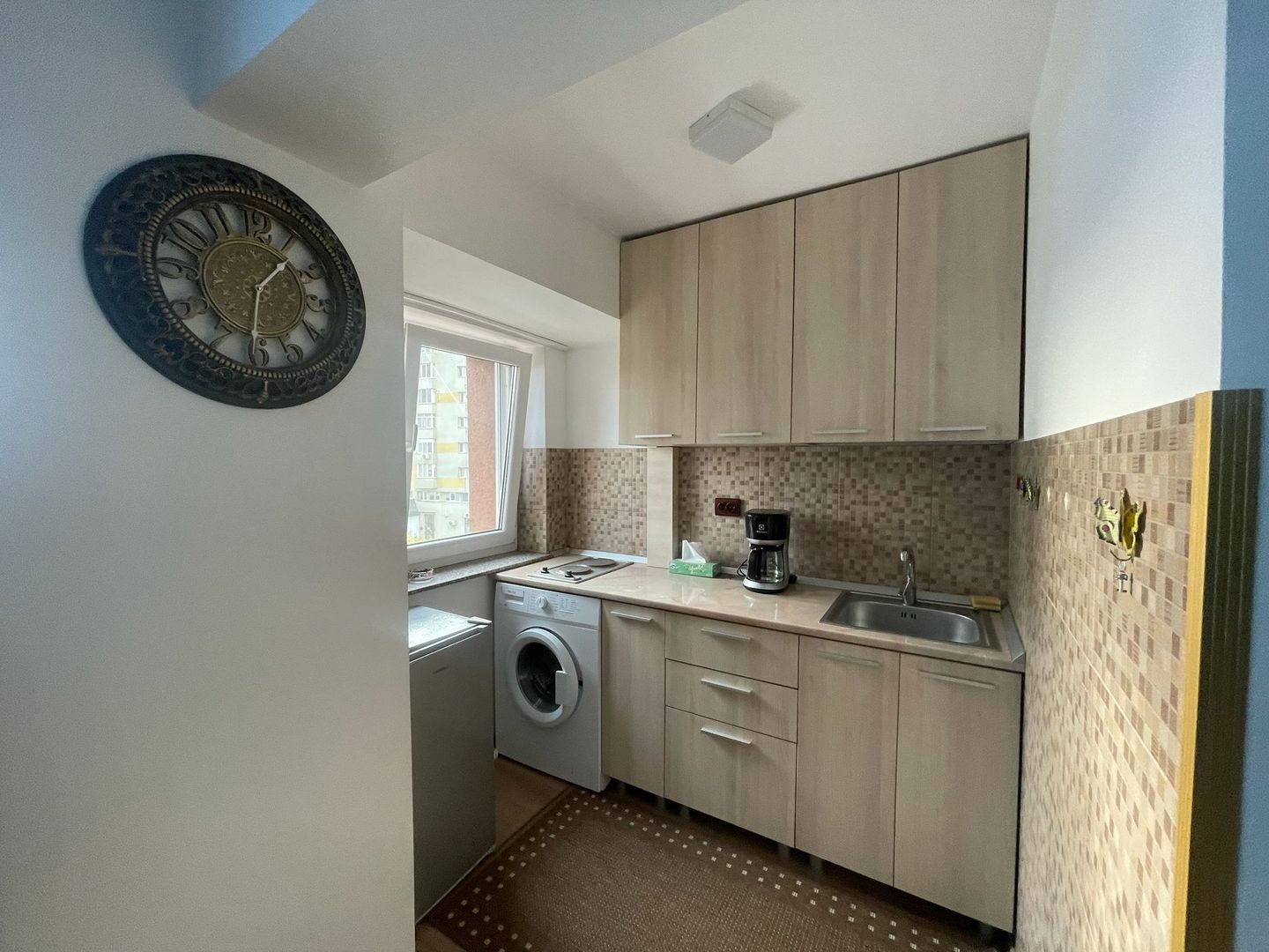 GARSONIERA CENTRALA | MOBILATA | VEDERE SPRE ORAS | RADAUTI - Poză 6