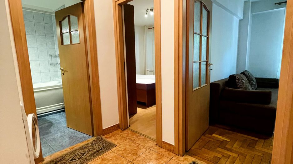 Apartament cu 3 camere DECEBAL - Poză 5