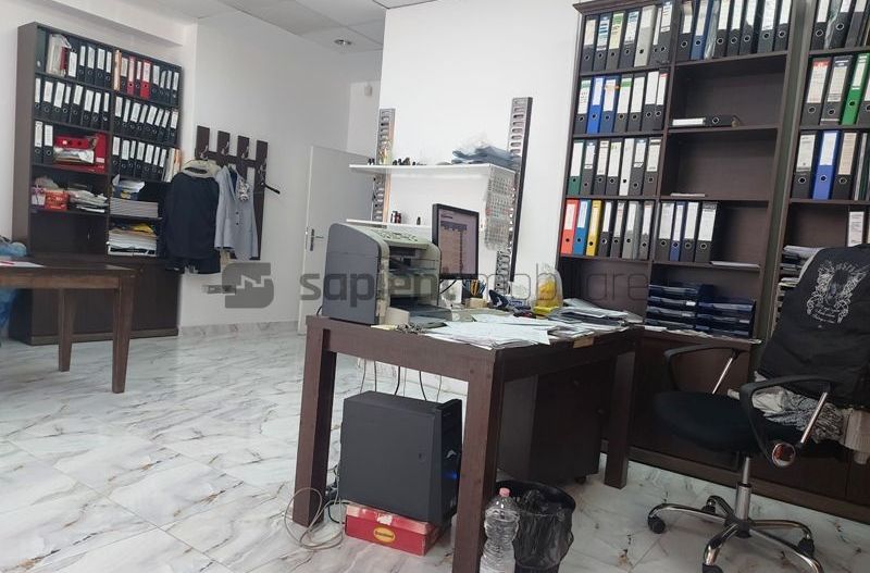 Spatiu comercial ultracentral ideal pentru birouri - Poză 19