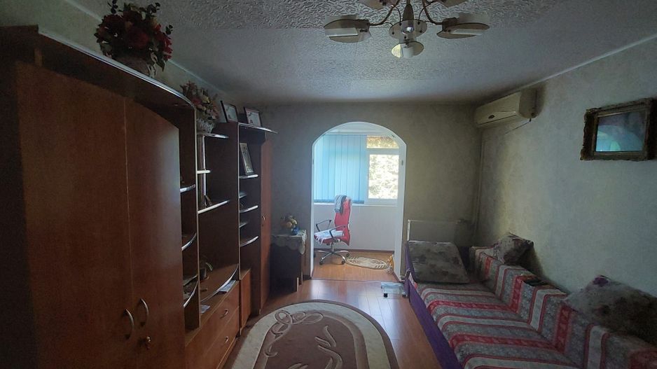 Vanzare apartament 2 camere in Titan, mobilat, utilat- 4min metrou C.Georgian - Poză 1