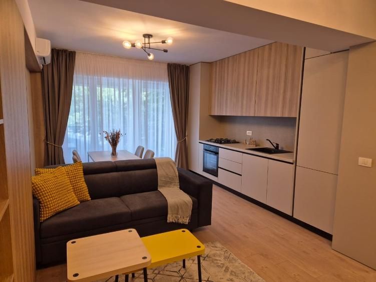 Particular inchiriez apartament - Poză 1