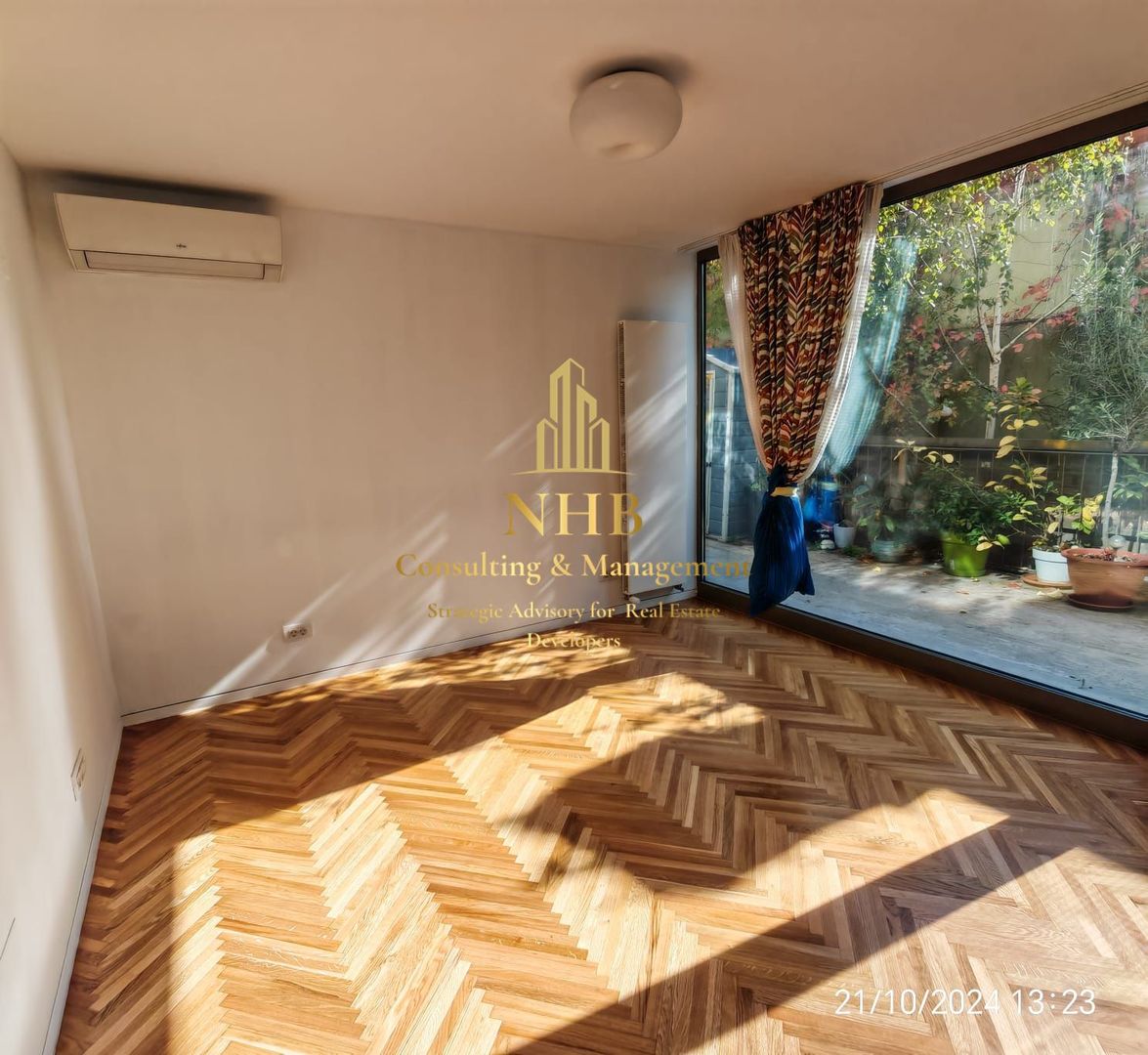 Oportunitate firme! Apartament de 5 camere, Victoriei + 3 locuri de parcare! - Poză 1