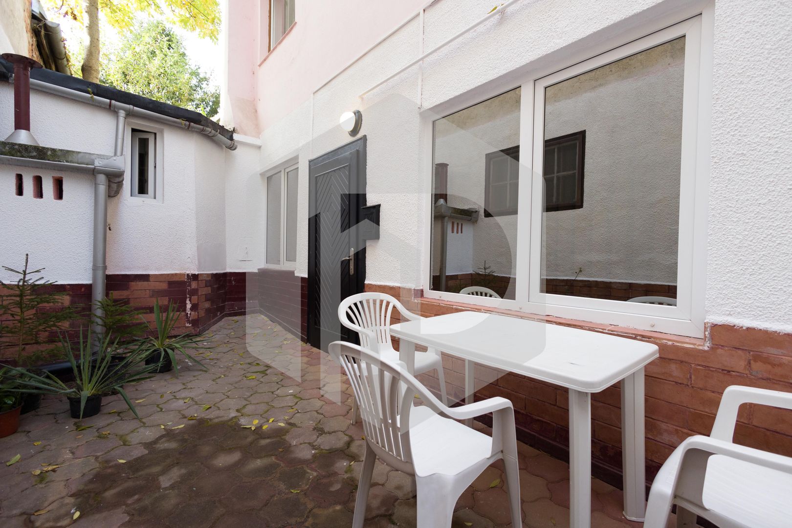 Apartament 2 camere Ultracentral | 40 mpu | Str. Filarmonicii | Terasa - Poză 1