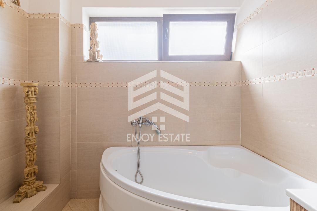 Apartament 4 camere si Curte Proprie | Parcare Inclusă - Poză 7