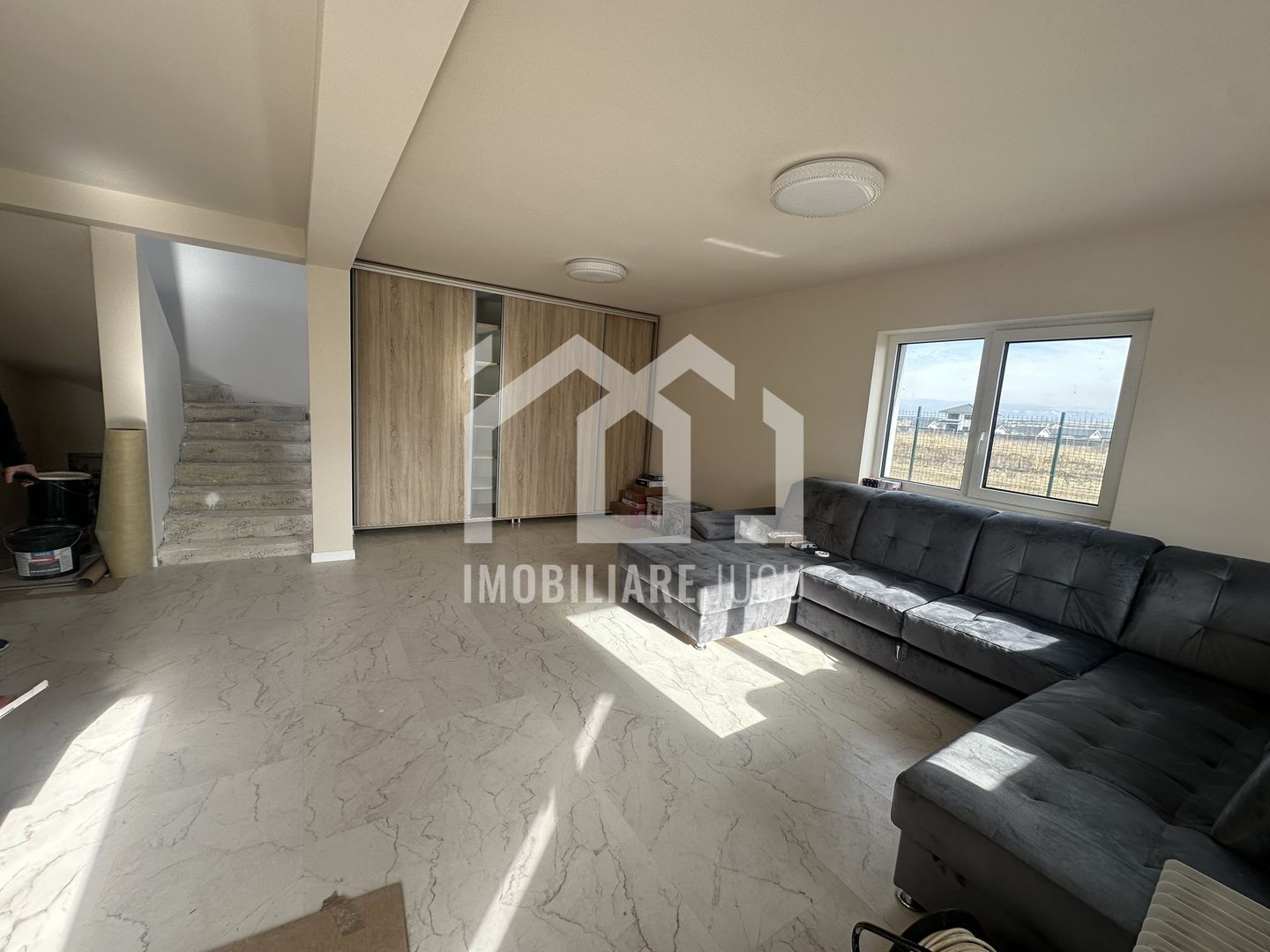 Casă individuală finisată, curte 780 mp – Jucu de Mijloc - Poză 2
