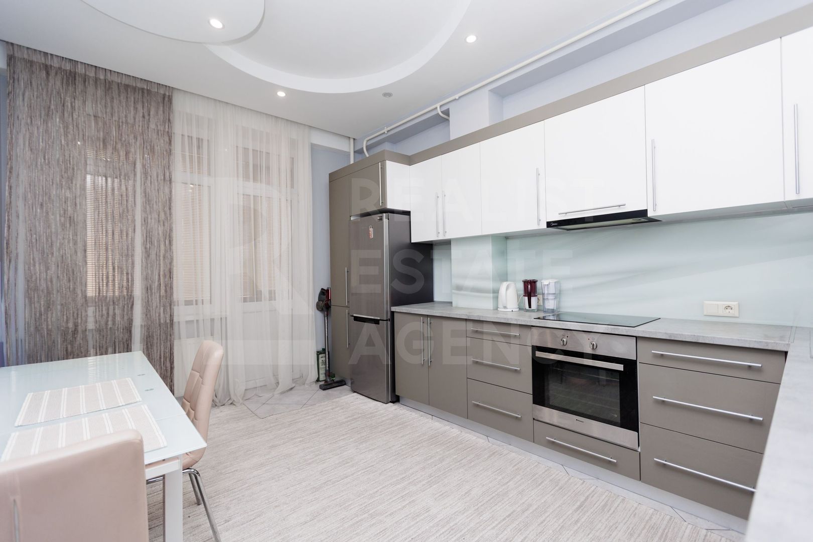 Chirie, apartament, 2 camere, str-la 31 August 1989, Centru - Poză 10