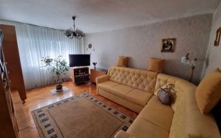 Apartament 3 camere decomandat, zona Aradului - Poză 1